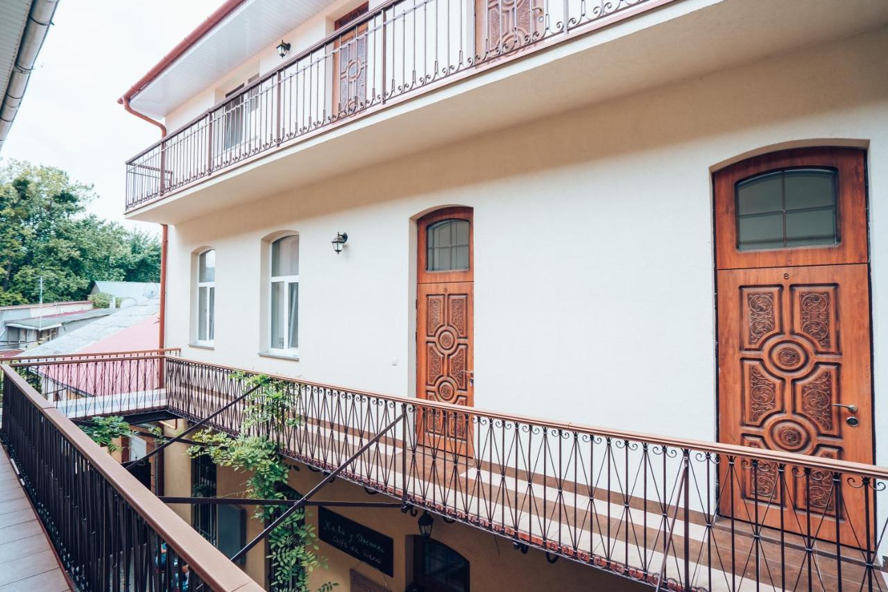 Wonderful Flat On City Center Oujhorod Extérieur photo